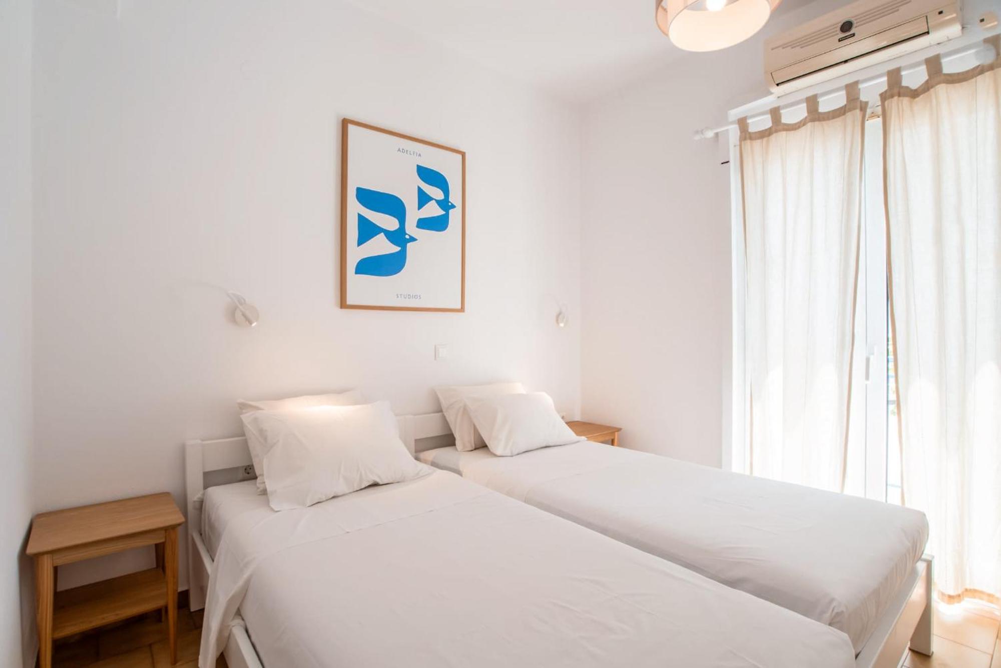 Adelfia Studios Páros Dış mekan fotoğraf
